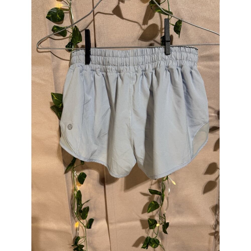lululemon Women's Hotty Hot light Blue Solid Shorts size 4 - Picture 2 of 4